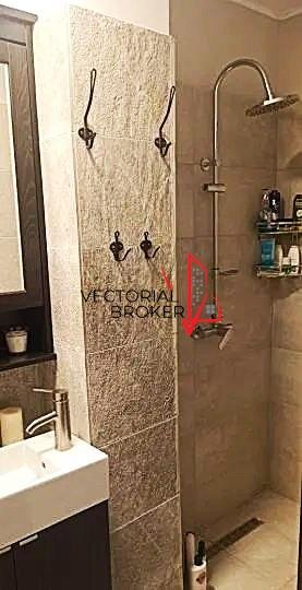 Pasaj Bucur Obor, 4 camere decomandat, renovat, an 1979.